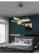 Elevate your interior with the Modern Glass Bubble Pendant Light – Elegant E14 Chandelier for Dining & Living Room, a luxurious designer pendant crafted to bring warmth, sophistication, and modern elegance to any space. Featuring a polished gold/copper-style finish and hand-blown bubble glass globes, this chandelier delivers soft ambient illumination ideal for dining rooms, living rooms, bedrooms, and contemporary apartments. The minimalist linear design enhances open interiors, while the E14 bulb compatibi