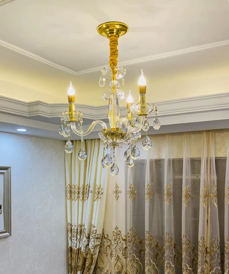 Classic Gold Crystal Chandelier – Timeless Elegance